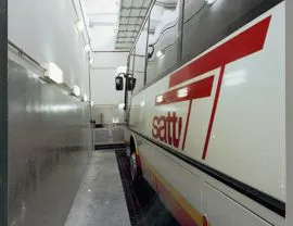 Locale pressurizzato per verniciatura autobus