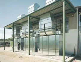 N. 3 gruppi di aspirazione con sistema filtrante ad acqua