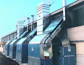 N. 4 gruppi di immissione aria ai 4 plenum e n. 4 gruppi di aspirazione dalla zona grigliata con sistema filtrante a secco 