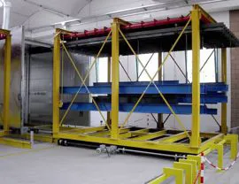 Carrello motorizzato con pezzi appesi alle bilancelle Lu 7.000 mm – portata 5.000 kg