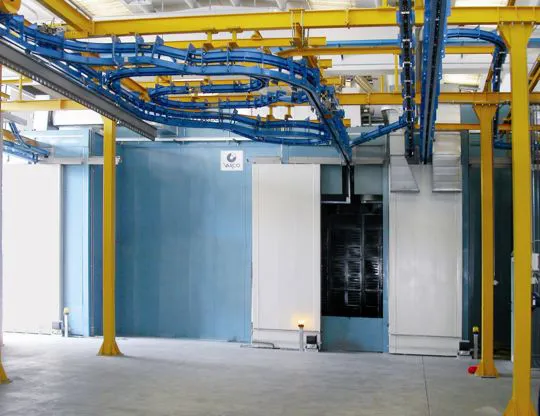 Forno di polimerizzazione con porte scorrevoli automatiche