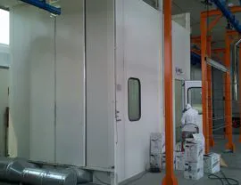 Cabina di verniciatura polveri a flusso verticale dell’aria su basamento metallico